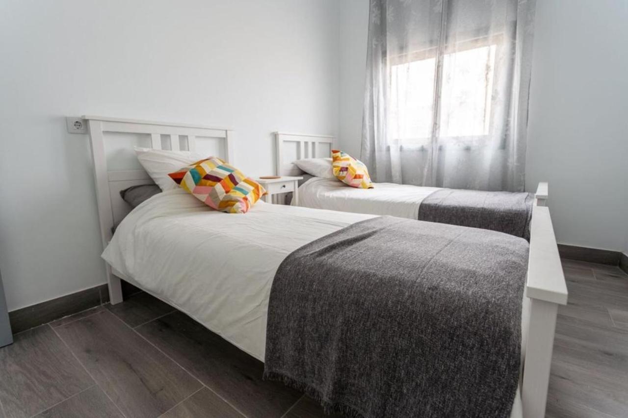 Guestready - Cosy Family Home In Arrecife アレシフェ エクステリア 写真