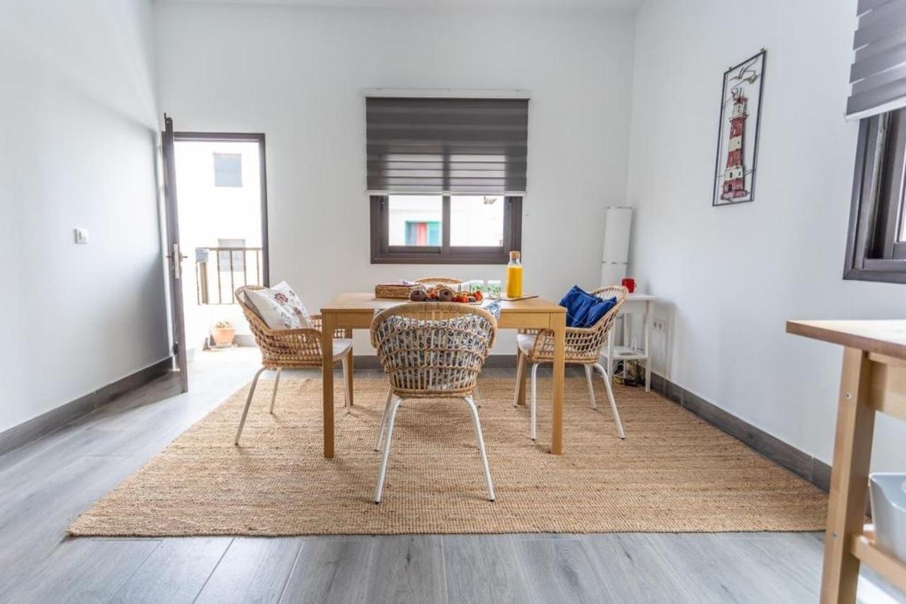 Guestready - Cosy Family Home In Arrecife アレシフェ エクステリア 写真
